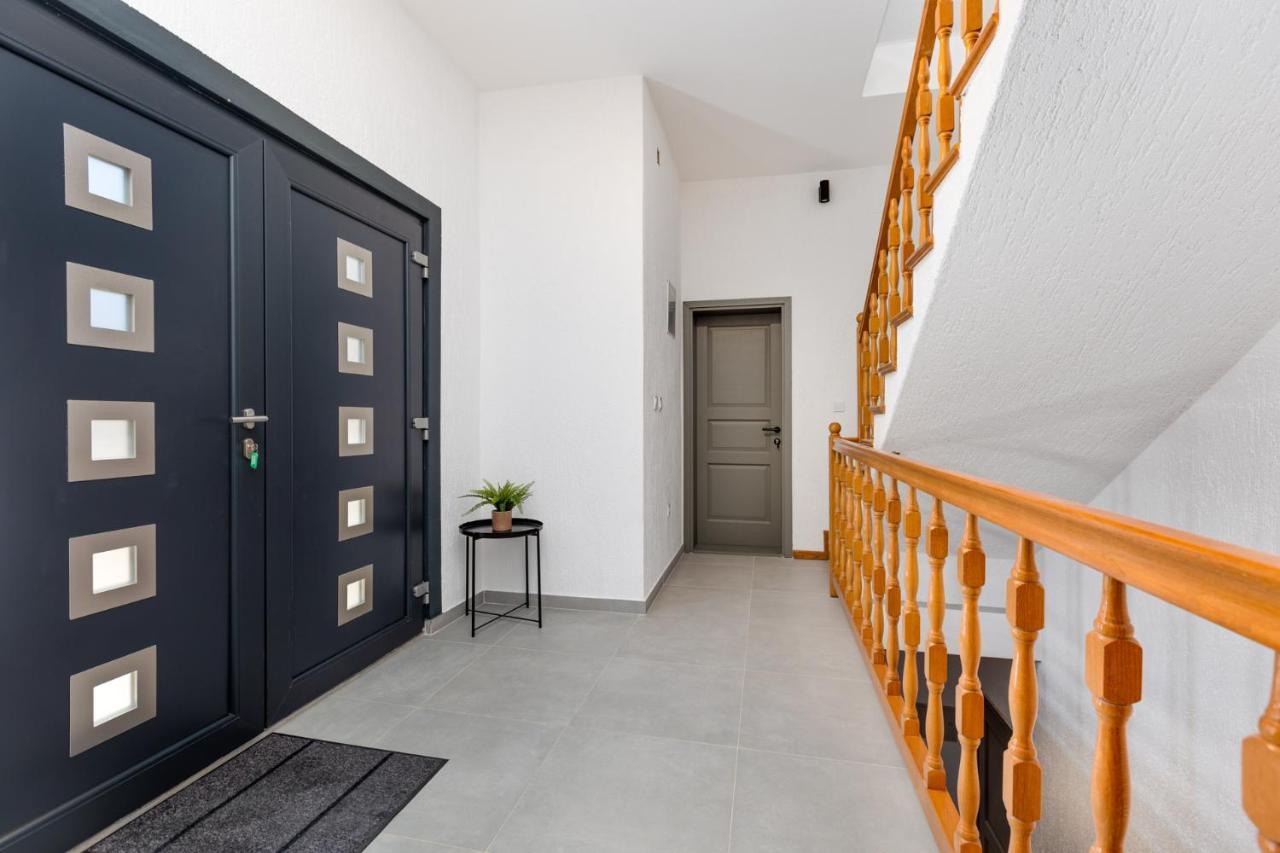 Apartments Cukar Punat Eksteriør bilde